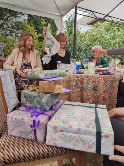 Udruženje žena SPES - Pokloni